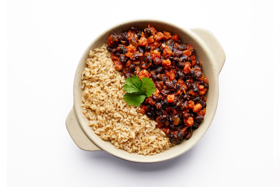 144_Vegan Chili and whole-grain rice